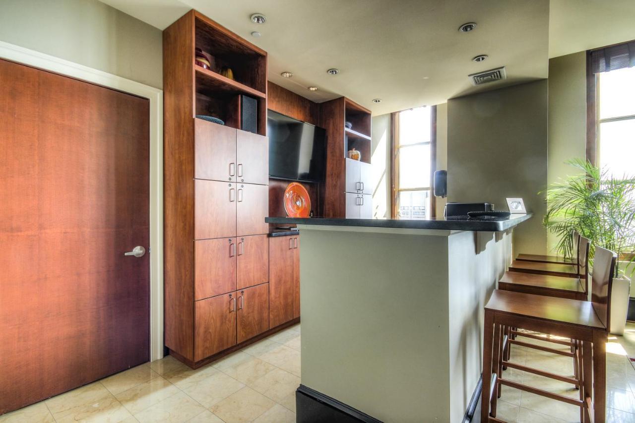 Chase Penthouse At 39 West Baltimore Inner Harbor Convention Center Free Indoor Parking One And Two Bedrooms Kültér fotó
