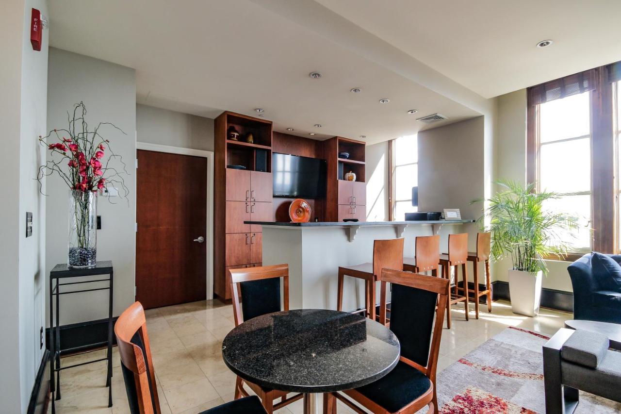 Chase Penthouse At 39 West Baltimore Inner Harbor Convention Center Free Indoor Parking One And Two Bedrooms Kültér fotó