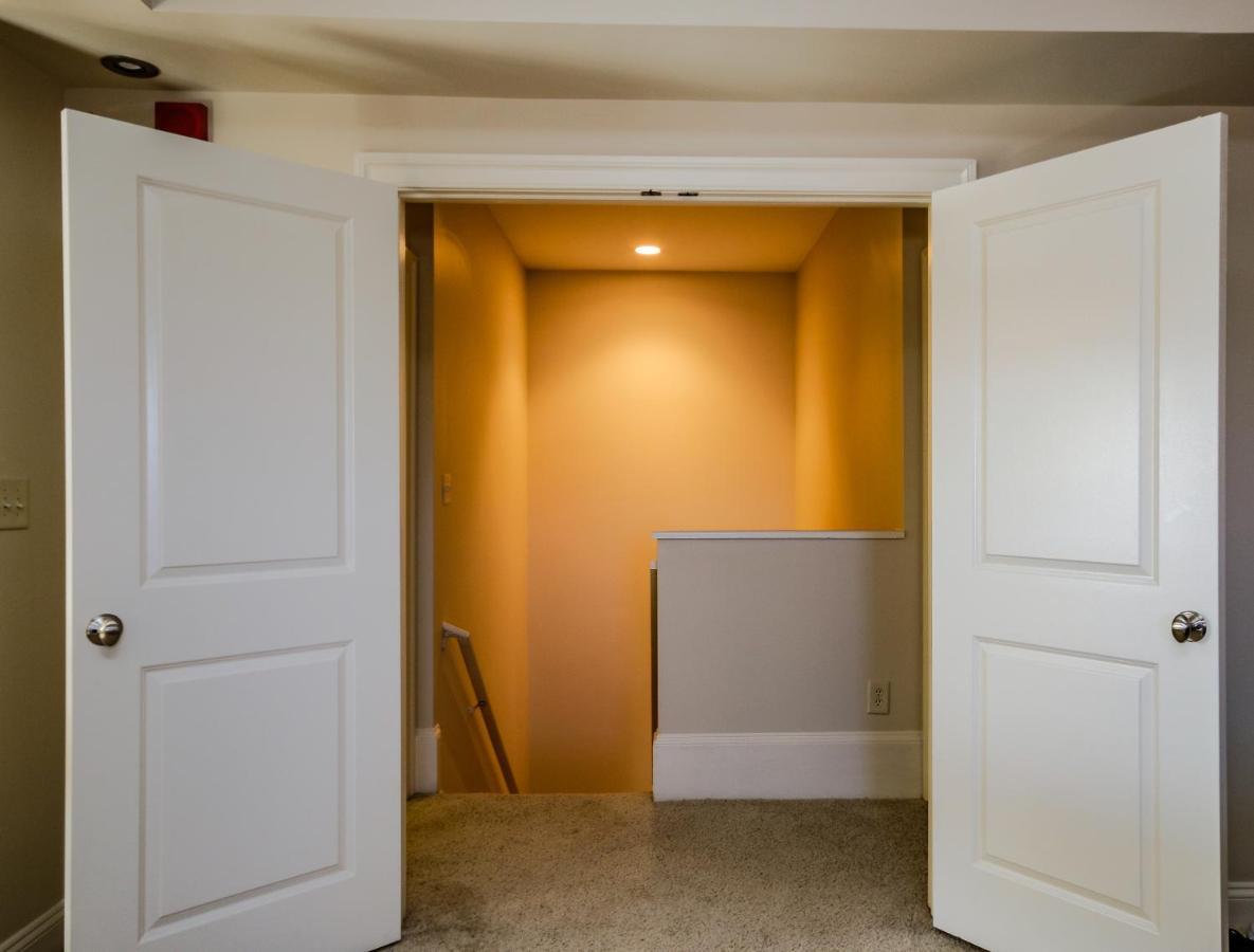 Chase Penthouse At 39 West Baltimore Inner Harbor Convention Center Free Indoor Parking One And Two Bedrooms Kültér fotó