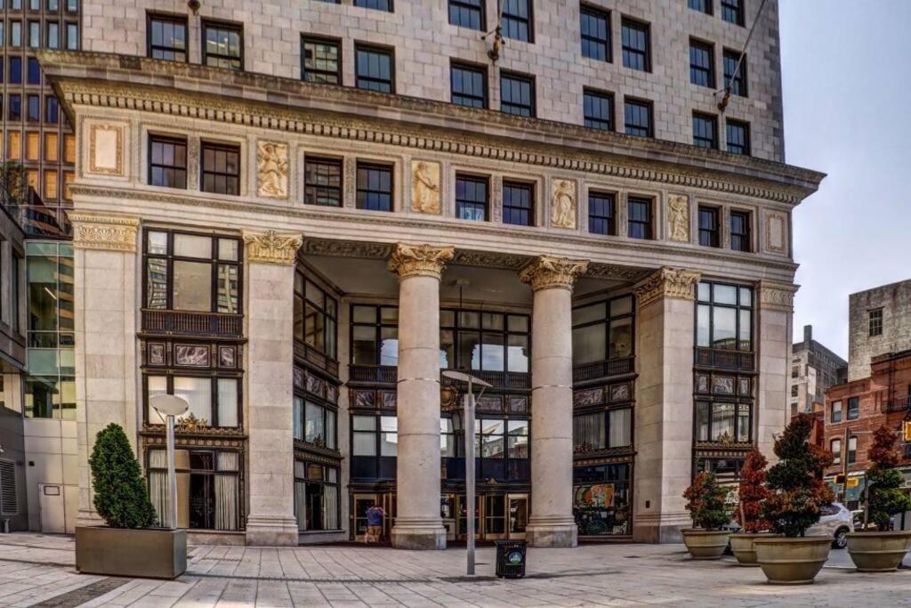 Chase Penthouse At 39 West Baltimore Inner Harbor Convention Center Free Indoor Parking One And Two Bedrooms Kültér fotó