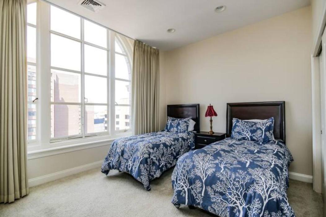 Chase Penthouse At 39 West Baltimore Inner Harbor Convention Center Free Indoor Parking One And Two Bedrooms Kültér fotó